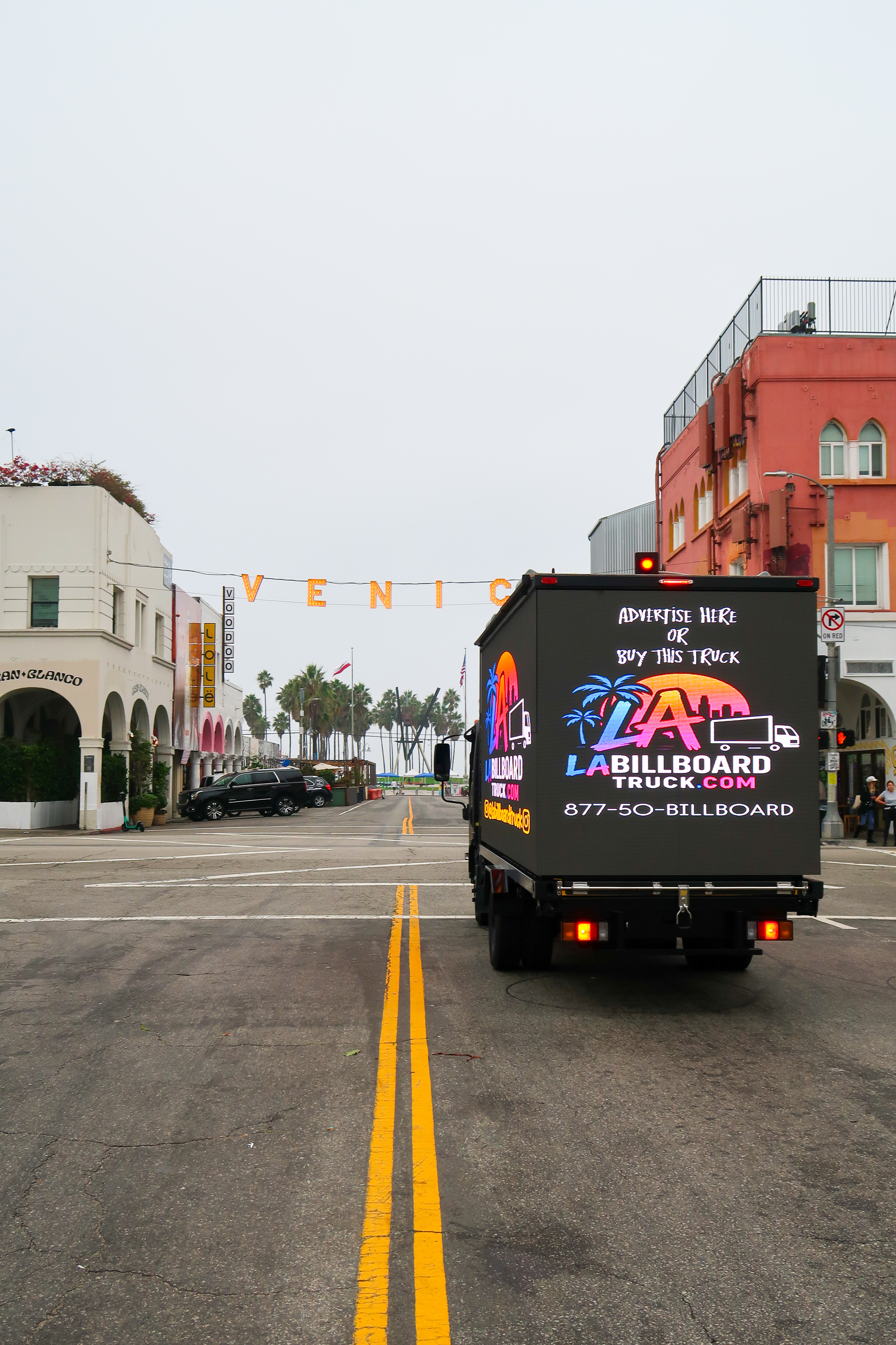 LA Billboard Truck gallery 10
